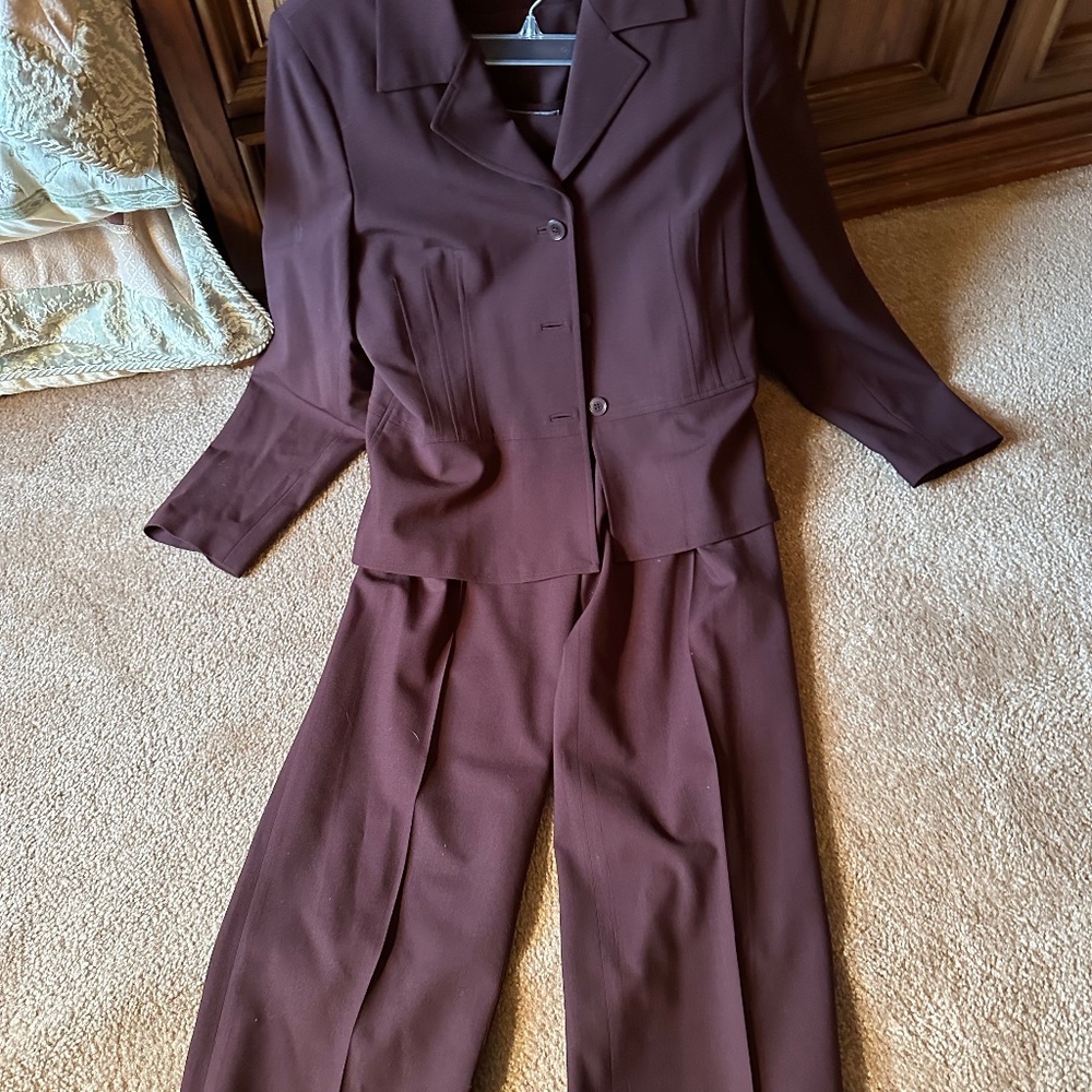 Women’s pantsuit